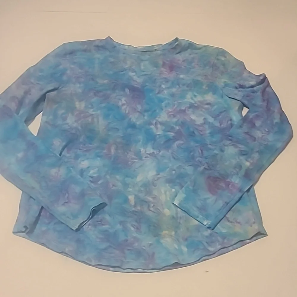 #50  Lululemon upcycled long sleeve tshirt t472.